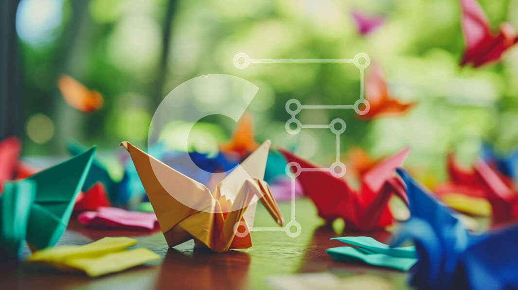 Intra Συλλεκτικό Ξύλινο Παζλ Plywood  4mm - Πολύχρωμοι γερανοί Origami στο τραπέζι Σε Ξύλινο Κουτί - Διαστάσεις Puzzle: 10x10 cm – 25 κομμάτια