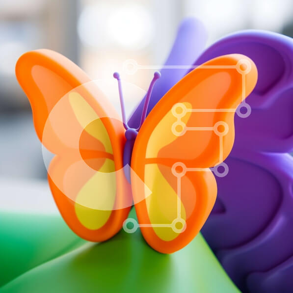 Intra Συλλεκτικό Ξύλινο Παζλ Plywood  4mm - Πολύχρωμα παιχνίδια πεταλούδων σε υφασμάτινο φόντο Σε Ξύλινο Κουτί - Διαστάσεις Puzzle: 10x10 cm – 25 κομμάτια