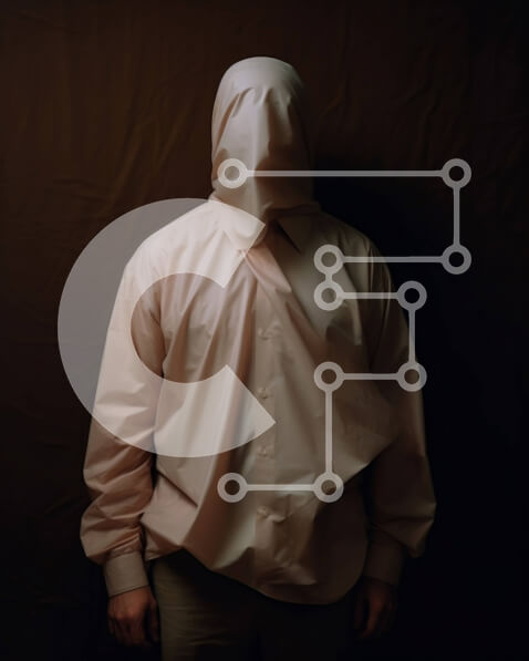 Intra Συλλεκτικό Ξύλινο Παζλ Plywood  4mm - Πορτρέτο ενός άνδρα με αυτοπεποίθηση με ροζ πουκάμισο και σκούρο παντελόνι Σε Ξύλινο Κουτί - Διαστάσεις Puzzle: 10x10 cm – 25 κομμάτια