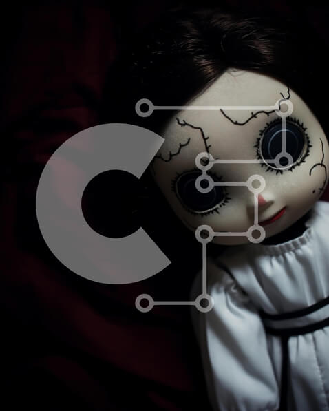 Intra Συλλεκτικό Ξύλινο Παζλ Plywood  4mm - Λευκή κούκλα σε κόκκινη κουβέρτα Σε Ξύλινο Κουτί - Διαστάσεις Puzzle: 10x10 cm – 25 κομμάτια