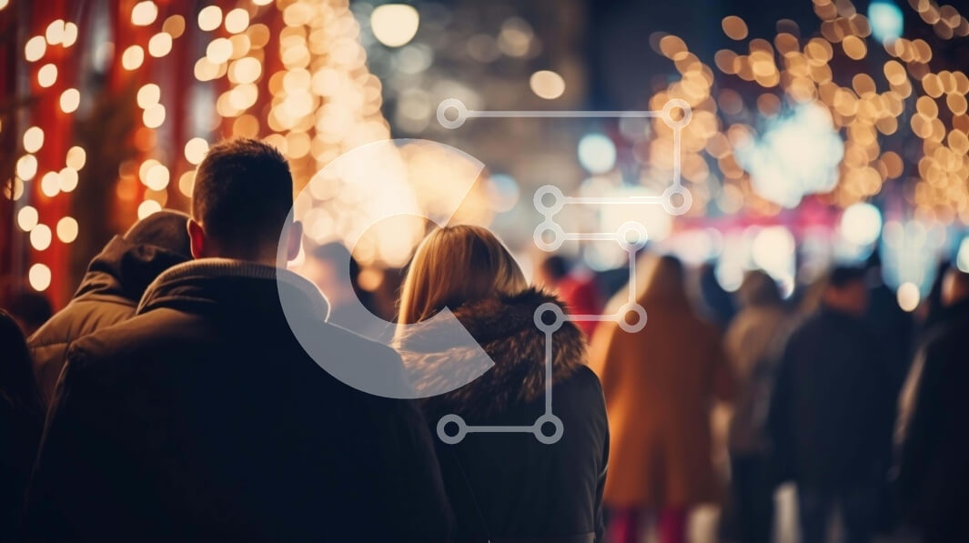 Intra Συλλεκτικό Ξύλινο Παζλ Plywood  4mm - Ομάδα ανθρώπων που περπατούν τη νύχτα με τα φώτα της πόλης στο παρασκήνιο Σε Ξύλινο Κουτί - Διαστάσεις Puzzle: 10x10 cm – 25 κομμάτια