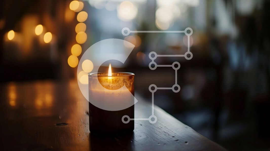 Intra Συλλεκτικό Ξύλινο Παζλ Plywood  4mm - Μονό αναμμένο κερί σε ξύλινο τραπέζι με πολύχρωμα φώτα Σε Ξύλινο Κουτί - Διαστάσεις Puzzle: 10x10 cm – 25 κομμάτια