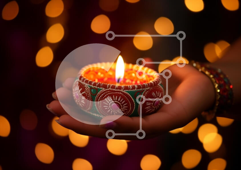 Intra Συλλεκτικό Ξύλινο Παζλ Plywood  4mm - Χέρι κρατώντας κερί θυμιατό για τους εορτασμούς του Diwali Σε Ξύλινο Κουτί - Διαστάσεις: 10x10 cm – 25 κομμάτια