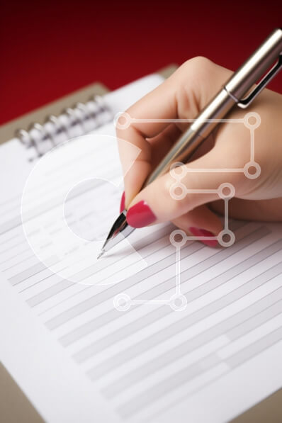 Intra Συλλεκτικό Ξύλινο Παζλ Plywood  4mm - Γράψιμο σε σημειωματάριο με ασημένιο στυλό Σε Ξύλινο Κουτί - Διαστάσεις Puzzle: 10x10 cm – 25 κομμάτια