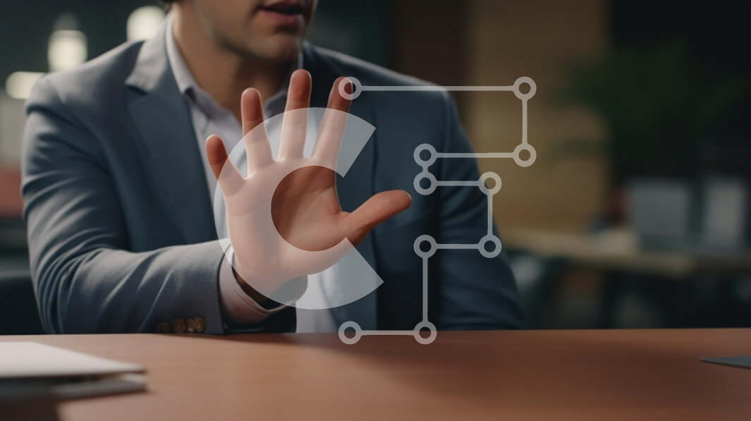 Intra Συλλεκτικό Ξύλινο Παζλ Plywood  4mm - Άτομο που χειρονομεί να σταματήσει κατά τη διάρκεια μιας επιχειρηματικής συζήτησης Σε Ξύλινο Κουτί - Διαστάσεις Puzzle: 10x10 cm – 25 κομμάτια