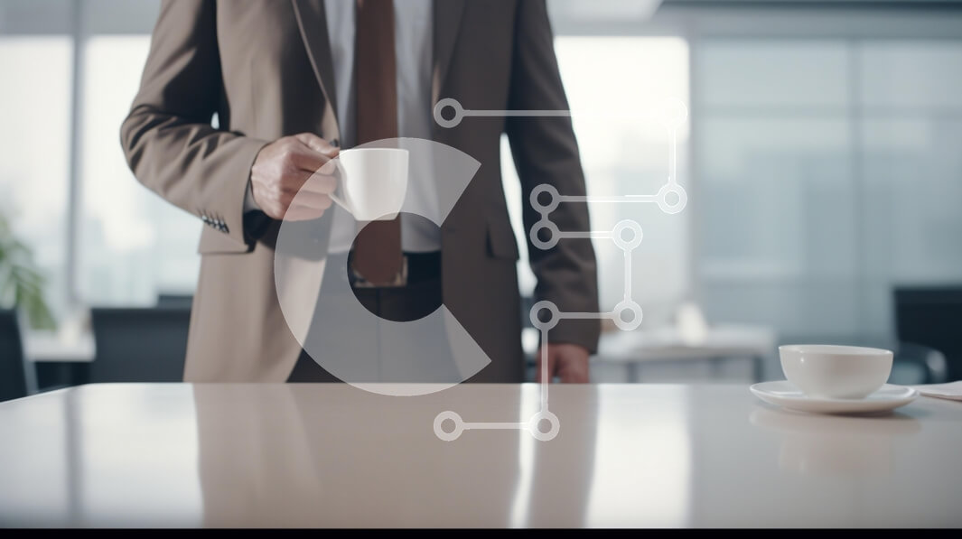 Intra Συλλεκτικό Ξύλινο Παζλ Plywood  4mm - Επιχειρηματίας που κρατά τον καφέ στο σύγχρονο γραφείο Σε Ξύλινο Κουτί - Διαστάσεις Puzzle: 10x10 cm – 25 κομμάτια