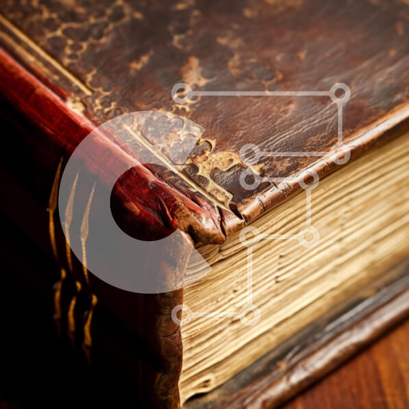 Intra Συλλεκτικό Ξύλινο Παζλ Plywood  4mm - Βιβλίο αντίκες δερματόδετο Σε Ξύλινο Κουτί - Διαστάσεις Puzzle: 10x10 cm – 25 κομμάτια