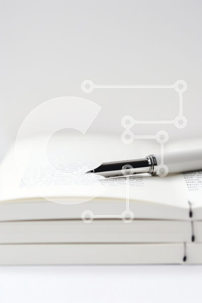 Intra Συλλεκτικό Ξύλινο Παζλ Plywood  4mm - Στυλό σε ανοιχτό βιβλίο Σε Ξύλινο Κουτί - Διαστάσεις Puzzle: 10x10 cm – 25 κομμάτια