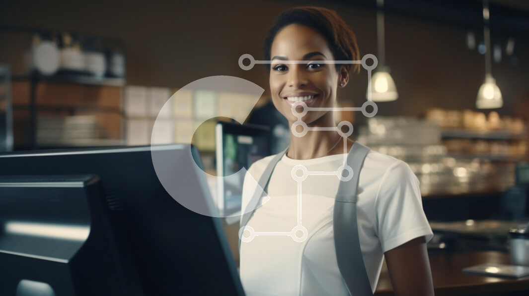 Intra Συλλεκτικό Ξύλινο Παζλ Plywood  4mm - Χαμογελαστή γυναίκα ταμίας σε ένα ζεστό καφέ Σε Ξύλινο Κουτί - Διαστάσεις Puzzle: 10x10 cm – 25 κομμάτια