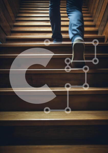 Intra Συλλεκτικό Ξύλινο Παζλ Plywood  4mm - Άτομο που περπατά στην ξύλινη σκάλα Σε Ξύλινο Κουτί - Διαστάσεις Puzzle: 10x10 cm – 25 κομμάτια