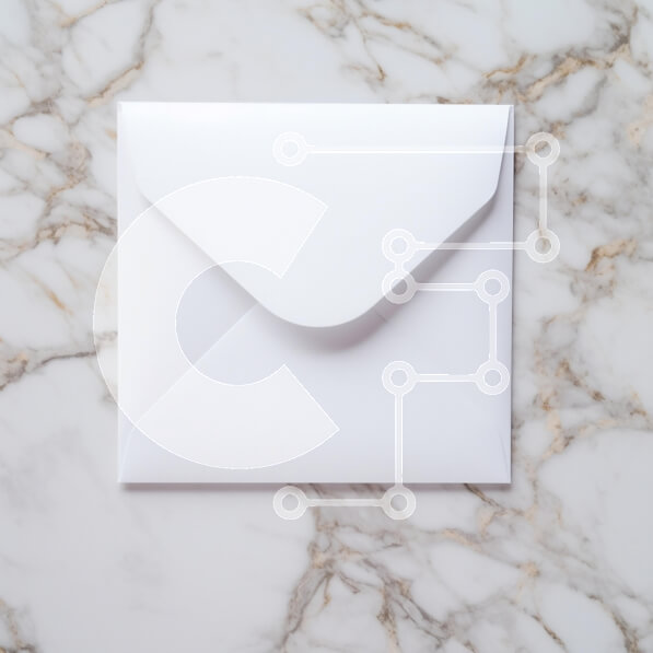 Intra Συλλεκτικό Ξύλινο Παζλ Plywood  4mm - Κλειστός λευκός φάκελος σε μαρμάρινη επιφάνεια Σε Ξύλινο Κουτί - Διαστάσεις: 10x10 cm – 25 κομμάτια