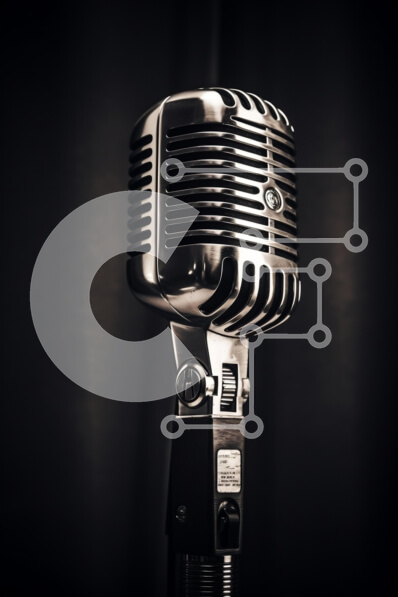 Intra Συλλεκτικό Ξύλινο Παζλ Plywood  4mm - Vintage μικρόφωνο σε σκούρο φόντο Σε Ξύλινο Κουτί - Διαστάσεις: 10x10 cm – 25 κομμάτια