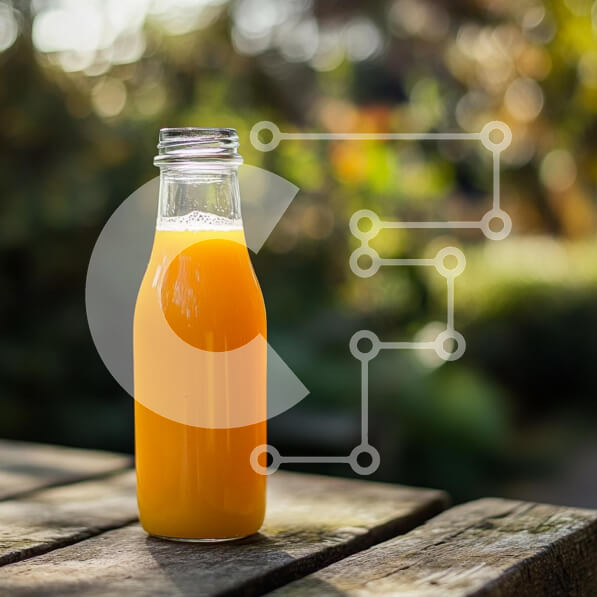 Σετ των 2 Intra Συλλεκτικό Ξύλινο Παζλ Plywood  4mm - Μπουκάλι χυμό πορτοκαλιού σε ξύλινο τραπέζι Σε Ξύλινο Κουτί - Διαστάσεις: 10x10 cm – 25 κομμάτια