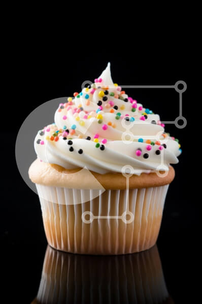 Σετ των 2 Intra Συλλεκτικό Ξύλινο Παζλ Plywood  4mm - Λαχταριστό cupcake με πολύχρωμα ψεκάσματα Σε Ξύλινο Κουτί - Διαστάσεις: 10x10 cm – 25 κομμάτια