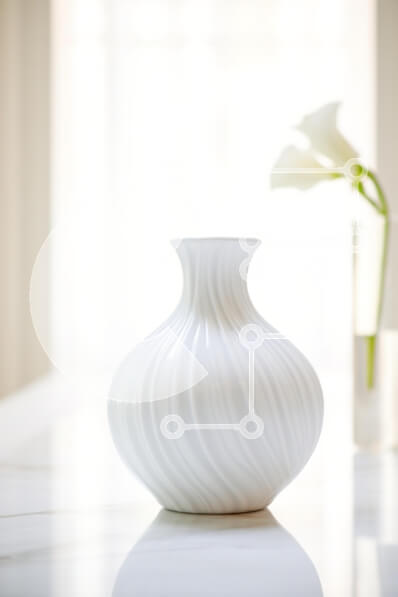 Intra Συλλεκτικό Ξύλινο Παζλ Plywood  4mm - Κομψό λευκό βάζο σε μαρμάρινο τραπέζι Σε Ξύλινο Κουτί - Διαστάσεις Puzzle: 10x10 cm – 25 κομμάτια