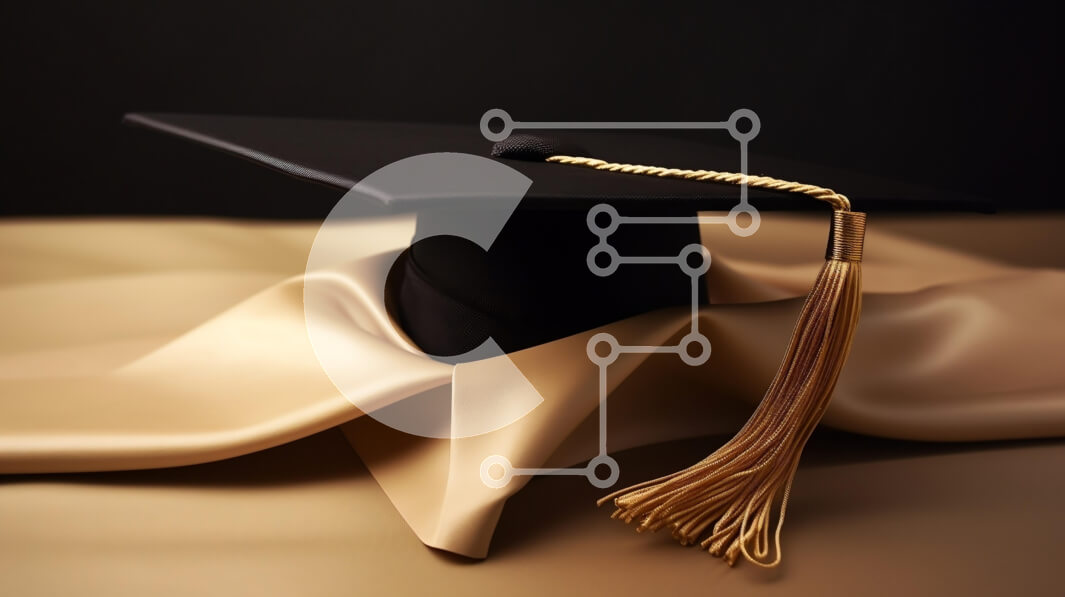 Intra Συλλεκτικό Ξύλινο Παζλ Plywood  4mm - Καπάκι αποφοίτησης σε χρυσό σατέν Σε Ξύλινο Κουτί - Διαστάσεις Puzzle: 10x10 cm – 25 κομμάτια