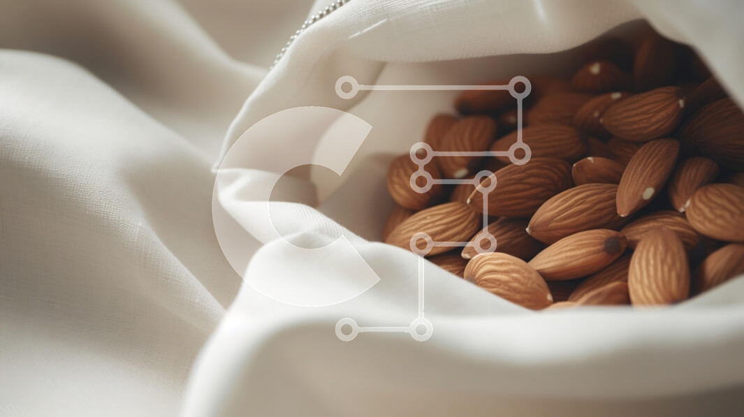 Σετ των 2 Intra Συλλεκτικό Ξύλινο Παζλ Plywood  4mm - Αμύγδαλα σε υφασμάτινη θήκη Σε Ξύλινο Κουτί - Διαστάσεις: 10x10 cm – 25 κομμάτια