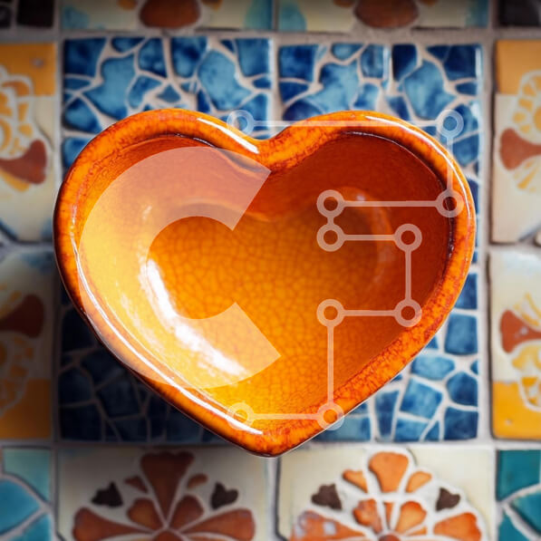 Intra Συλλεκτικό Ξύλινο Παζλ Plywood  4mm - Πορτοκαλί μπολ σε σχήμα καρδιάς σε πολύχρωμα πλακάκια Σε Ξύλινο Κουτί - Διαστάσεις: 10x10 cm – 25 κομμάτια