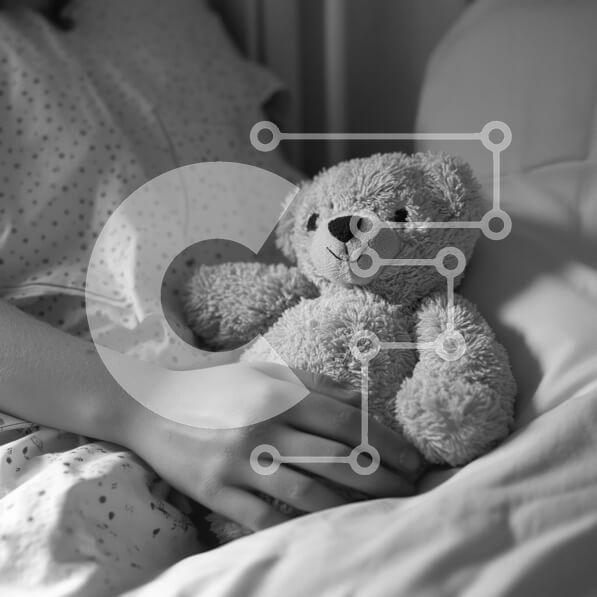 Intra Συλλεκτικό Ξύλινο Παζλ Plywood  4mm - Παιδί με αρκουδάκι στο κρεβάτι Σε Ξύλινο Κουτί - Διαστάσεις Puzzle: 10x10 cm – 25 κομμάτια