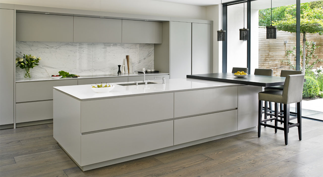 Intrahome Σύνθεση Έπιπλο Κουζίνας λευκου 01-113337 χρώματος GLOSS βακελιτης Kαπλαμάς με blum μεντεσεδες και συρτάρια 10 ΜΕΤΡΑ ΤΡΕΧΟΝ 01-113337 Intrahome Σύνθεση Έπιπλο Κουζίνας λευκου 01-113337 χρώματος GLOSS βακελιτης Kαπλαμάς με blum μεντεσεδες και συρτάρια 10 ΜΕΤΡΑ ΤΡΕΧΟΝ 01-113337