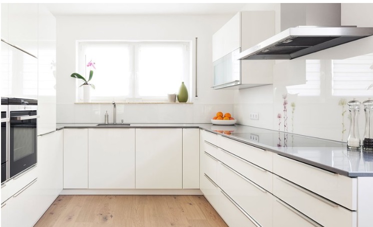 Intrahome Σύνθεση Έπιπλο Κουζίνας Γωνιακή Π ΛΕΥΚΟ GLOSS 05-5367011 με blum μεντεσεδες και συρτάρια 10 ΜΕΤΡΑ ΤΡΕΧΟΝ Intrahome Σύνθεση Έπιπλο Κουζίνας Γωνιακή Π ΛΕΥΚΟ GLOSS 05-5367011 με blum μεντεσεδες και συρτάρια 10 ΜΕΤΡΑ ΤΡΕΧΟΝ