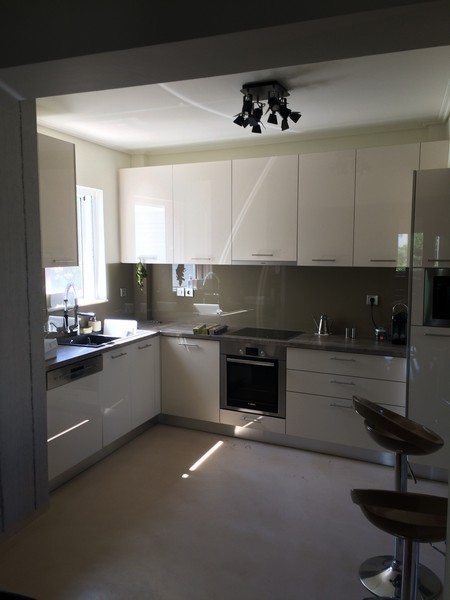 Intrahome Σύνθεση Έπιπλο Κουζίνας ΛΕΥΚΟ HIGHT GLOSS ΑΝΟΙΧΤΟ ΓΥΑΛΙΣΤΕΡΟ 06-59781221 με blum μεντεσεδες και συρτάρια 10 ΜΕΤΡΑ ΤΡΕΧΟΝ Intrahome Σύνθεση Έπιπλο Κουζίνας ΛΕΥΚΟ HIGHT GLOSS ΑΝΟΙΧΤΟ ΓΥΑΛΙΣΤΕΡΟ 06-59781221 με blum μεντεσεδες και συρτάρια 10 ΜΕΤΡΑ ΤΡΕΧΟΝ