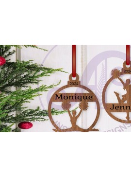 Σετ των 3 Intra απο ξύλο plywood 3mm-4mm πάχος Μαζορέτα Χριστουγεννιάτικο Στολίδι Δίασταση 3x3 cm INTRAFABR-107139721