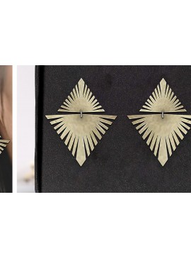 Σετ των 3 Intra απο ξύλο plywood 3mm-4mm πάχος - Σκουλαρίκια Laser cut. Σκουλαρίκια Teadrop  Δίασταση 3x3 cm INTRAFABR-112646177