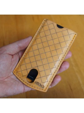 Intra απο ξύλο plywood 3mm-4mm πάχος - Δερμάτινη και ξύλινη θήκη τηλεφώνου Δίασταση 30x30 cm Intraeaxys-yone0mxo