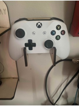 Intra απο ξύλο plywood 3mm-4mm πάχος - Βάση χειριστηρίου Xbox Δίασταση 30x30 cm Intraeaxys-0788dv47