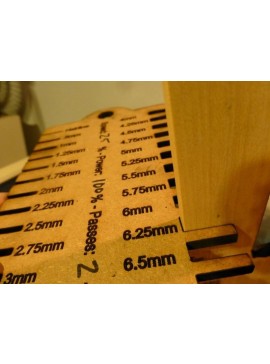 Intra απο ξύλο plywood 3mm-4mm πάχος - Μετρητής προσαρμογής τριβής Δίασταση 30x30 cm Intraeaxys-075d8x0o