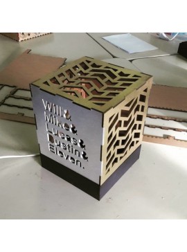 Intra απο ξύλο plywood 3mm-4mm πάχος - Λάμπα Strangers Things Δίασταση 30x30 cm Intraeaxys-eo2y0ml1
