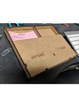 Intra απο ξύλο plywood 3mm-4mm πάχος - Message Memo Box για γραφείο Δίασταση 30x30 cm Intraeaxys-pok3q587