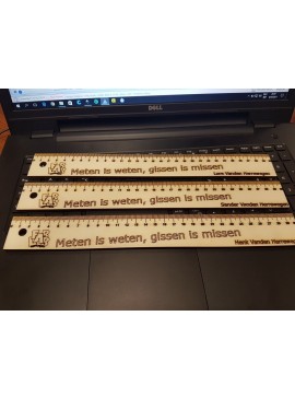 Intra απο ξύλο plywood 3mm-4mm πάχος - Εξατομικευμένο πρότυπο χάρακα Δίασταση 30x30 cm Intraeaxys-pok3l2k7