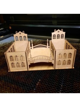 Intra απο ξύλο plywood 3mm-4mm πάχος - Desk Organizer Θέμα Old Town Δίασταση 30x30 cm Intraeaxys-eo20x3l7
