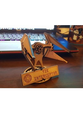 Intra απο ξύλο plywood 3mm-4mm πάχος - TIE Interceptor με βάση Δίασταση 30x30 cm Intraeaxys-075d8zpo