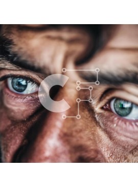 Intra Συλλεκτικό Ξύλινο Παζλ Plywood  4mm - Κοντινό πλάνο ενός άνδρα με πράσινα μάτια Σε Ξύλινο Κουτί - Διαστάσεις Puzzle: 10x10 cm – 25 κομμάτια