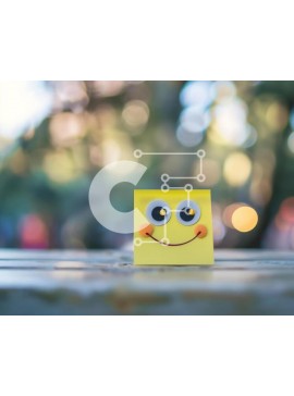 Intra Συλλεκτικό Ξύλινο Παζλ Plywood  4mm - Αναποδογυρισμένο Smiley Face Post-It Note στο τραπέζι Σε Ξύλινο Κουτί - Διαστάσεις Puzzle: 10x10 cm – 25 κομμάτια