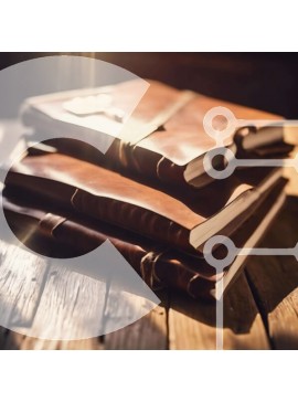 Intra Συλλεκτικό Ξύλινο Παζλ Plywood  4mm - Στοίβα από δερμάτινα βιβλία σε ξύλινο τραπέζι με φως του ήλιου Σε Ξύλινο Κουτί - Διαστάσεις Puzzle: 10x10 cm – 25 κομμάτια