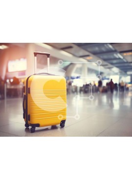 Intra Συλλεκτικό Ξύλινο Παζλ Plywood  4mm - Κίτρινη βαλίτσα στον τερματικό σταθμό του αεροδρομίου Σε Ξύλινο Κουτί - Διαστάσεις Puzzle: 10x10 cm – 25 κομμάτια