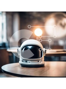 Intra Συλλεκτικό Ξύλινο Παζλ Plywood  4mm - Κράνος αστροναυτών σε ξύλινο τραπέζι Σε Ξύλινο Κουτί - Διαστάσεις Puzzle: 10x10 cm – 25 κομμάτια