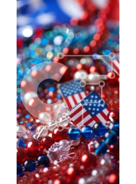 Intra Συλλεκτικό Ξύλινο Παζλ Plywood  4mm - Πατριωτικές κόκκινες, λευκές και μπλε χάντρες για τον εορτασμό της 4ης Ιουλίου Σε Ξύλινο Κουτί - Διαστάσεις Puzzle: 10x10 cm – 25 κομμάτια