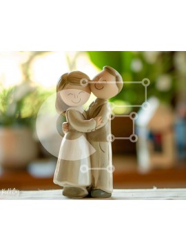 Intra Συλλεκτικό Ξύλινο Παζλ Plywood  4mm - Ρομαντικό ειδώλιο ζευγαριού που αγκαλιάζει ο ένας τον άλλον Σε Ξύλινο Κουτί - Διαστάσεις Puzzle: 10x10 cm – 25 κομμάτια