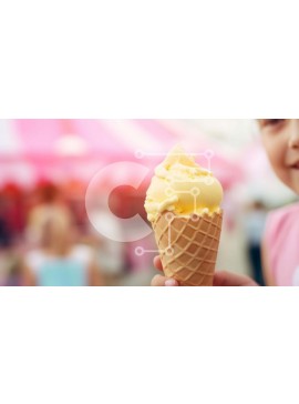 Intra Συλλεκτικό Ξύλινο Παζλ Plywood  4mm - Νεαρό κορίτσι που κρατά χωνάκι παγωτού με ροζ μπαλόνια Σε Ξύλινο Κουτί - Διαστάσεις Puzzle: 10x10 cm – 25 κομμάτια