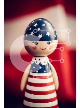 Intra Συλλεκτικό Ξύλινο Παζλ Plywood  4mm - Ξύλινη κούκλα με φόντο αμερικανική σημαία Σε Ξύλινο Κουτί - Διαστάσεις Puzzle: 10x10 cm – 25 κομμάτια