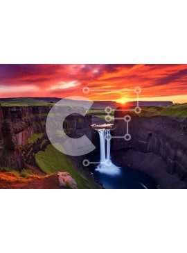 Intra Συλλεκτικό Ξύλινο Παζλ Plywood  4mm - Καταρράκτης σε ένα παγωμένο τοπίο στο ηλιοβασίλεμα Σε Ξύλινο Κουτί - Διαστάσεις: 10x10 cm – 25 κομμάτια