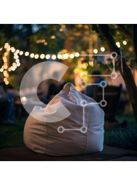 Intra Συλλεκτικό Ξύλινο Παζλ Plywood  4mm - Καρέκλα White Bean Bag σε εξωτερικό περιβάλλον με ανθρώπους Σε Ξύλινο Κουτί - Διαστάσεις Puzzle: 10x10 cm – 25 κομμάτια