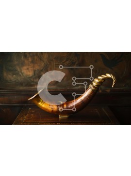 Intra Συλλεκτικό Ξύλινο Παζλ Plywood  4mm - Περίτεχνος ορειχάλκινος σωλήνας με πουλιά σε ξύλινο τραπέζι Σε Ξύλινο Κουτί - Διαστάσεις: 10x10 cm – 25 κομμάτια