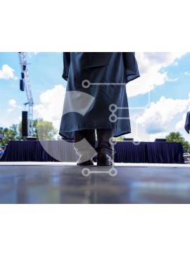 Intra Συλλεκτικό Ξύλινο Παζλ Plywood  4mm - Πρόσωπο στην υπαίθρια τελετή αποφοίτησης Σε Ξύλινο Κουτί - Διαστάσεις Puzzle: 10x10 cm – 25 κομμάτια