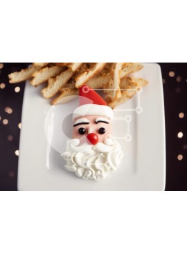 Σετ των 2 Intra Συλλεκτικό Ξύλινο Παζλ Plywood  4mm - Cheesecake σε σχήμα Άγιου Βασίλη σε λευκό πιάτο Σε Ξύλινο Κουτί - Διαστάσεις: 10x10 cm – 25 κομμάτια